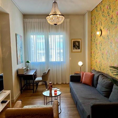 Mrs Holiday Apartment Athens Ngoại thất bức ảnh