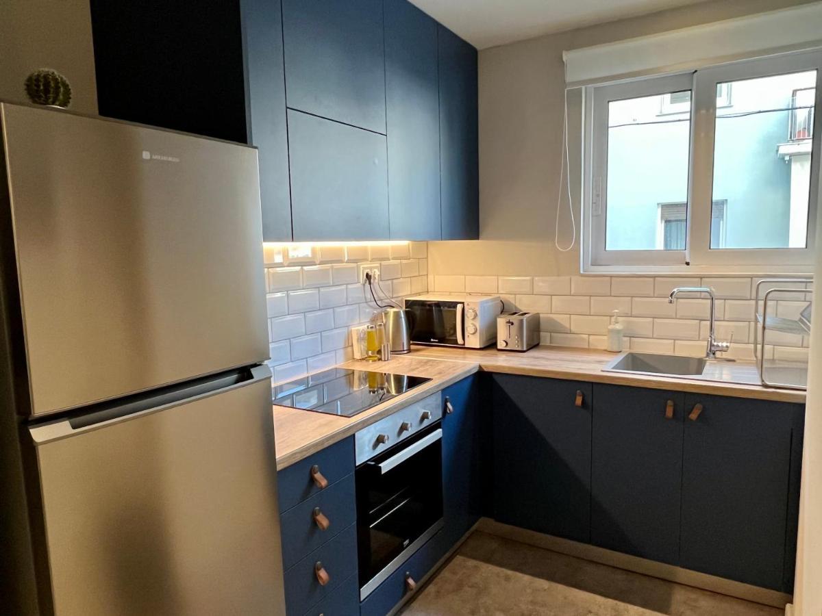 Mrs Holiday Apartment Athens Ngoại thất bức ảnh