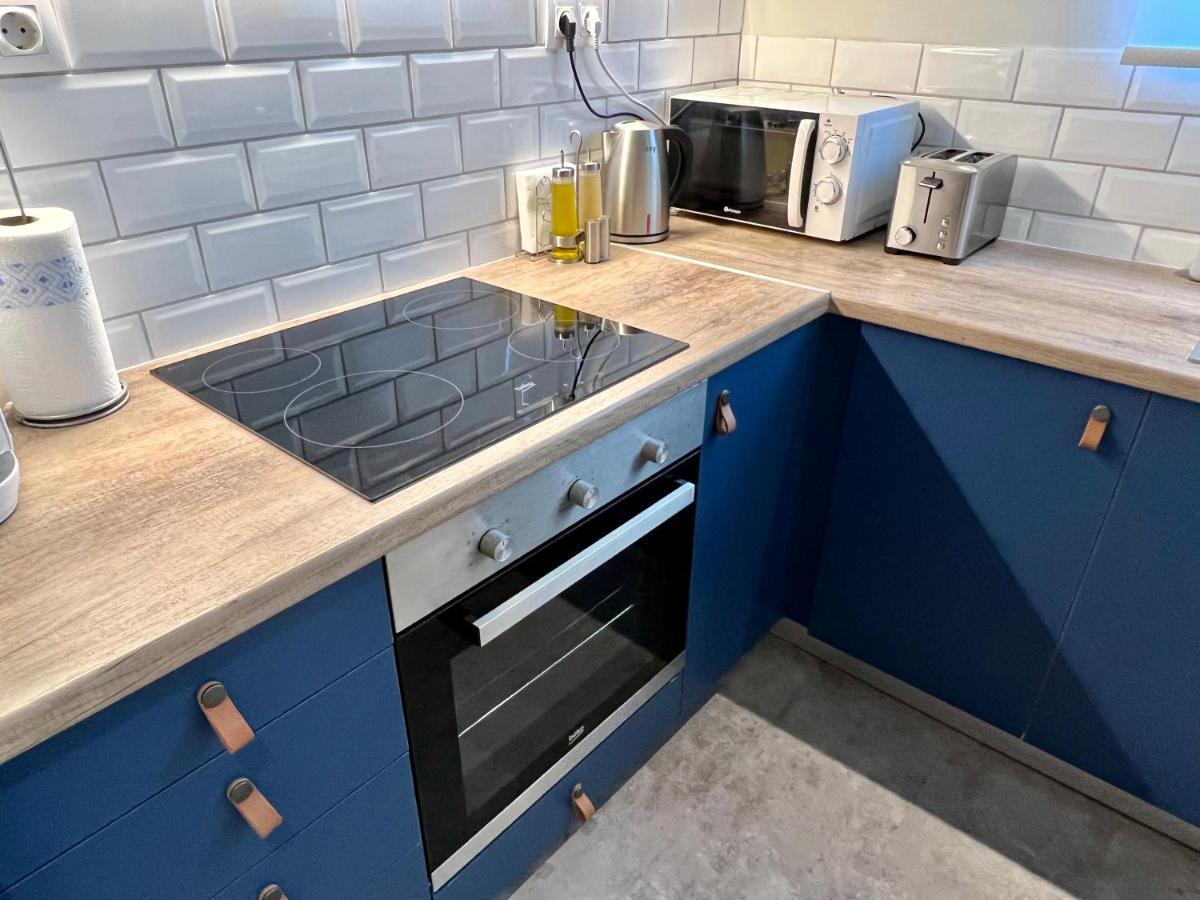 Mrs Holiday Apartment Athens Ngoại thất bức ảnh